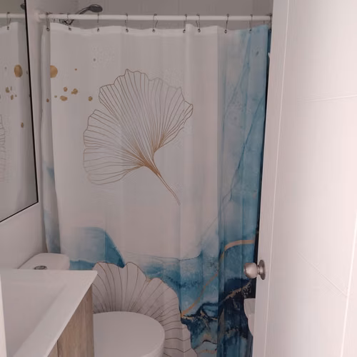Arriendo céntrico edificio nuevo