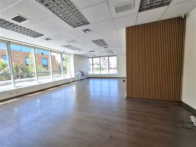 B. Borgoño 58 m planta libre 2 baños y kitchenette est y bod