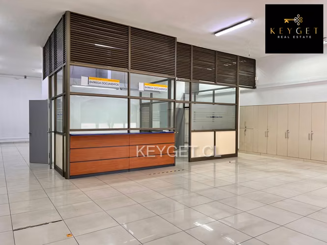 ARRIENDO LOCAL GRANDE IDEAL PARA EMPRESA  253 MT2 SECTOR SUR - Imagen 6