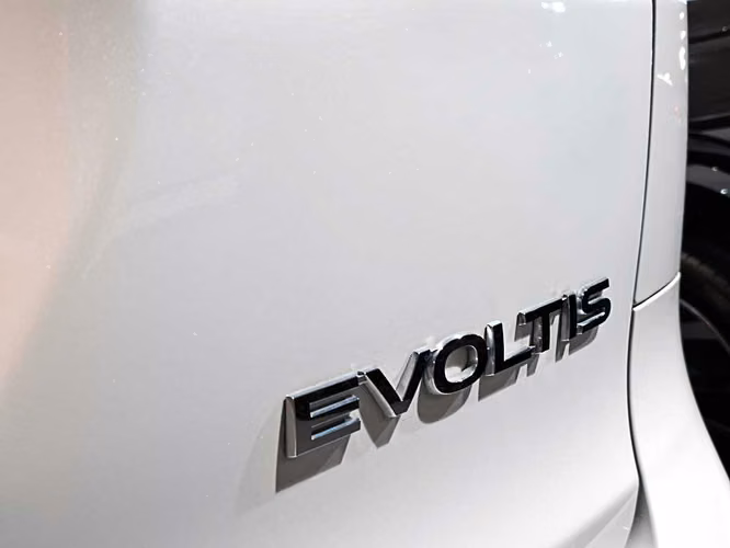 SUBARU EVOLTIS 2024