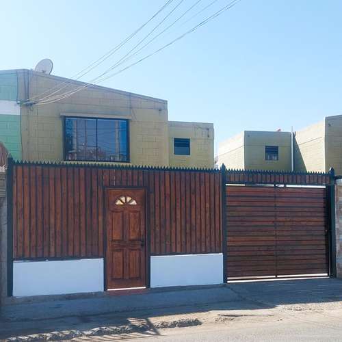 Casa en venta Sta Paula a pasos Via Expresso Norte - Alto Hospicio