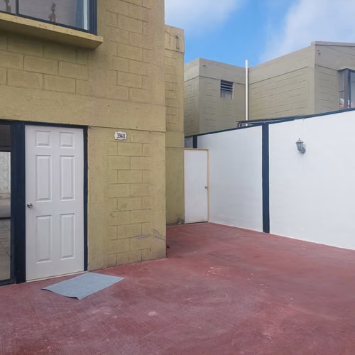 Casa en venta de 2 pisos excelente conectividad - Alto Hospicio
