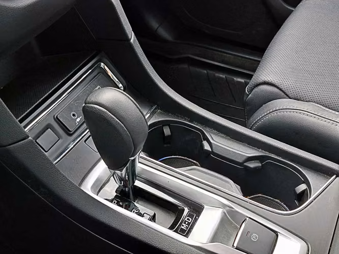 SUBARU EVOLTIS 2025