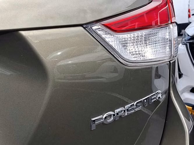 SUBARU FORESTER 2024