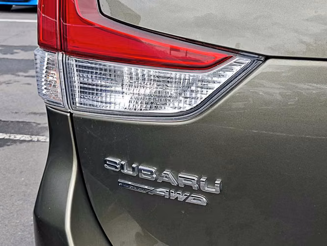 SUBARU FORESTER 2024