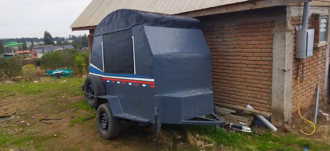 se vende carro adaptado para food trucks