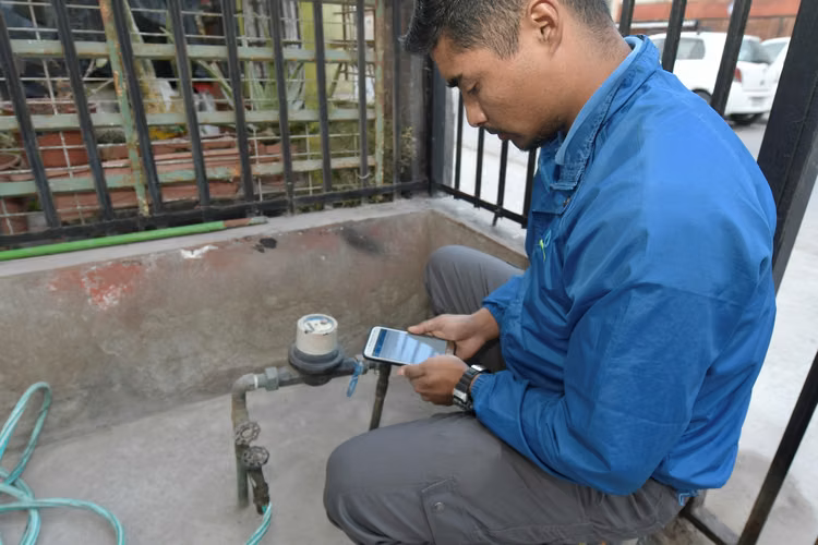 LECTOR DE MEDIDORES AGUA POTABLE