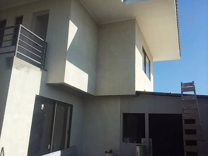 ofrezco servicios de reparación, remodelación como maestro de construcción