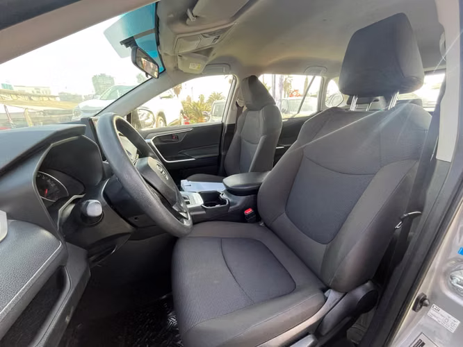 Toyota Rav4 2.0 LE 4X2 CVT AT 5P 2025