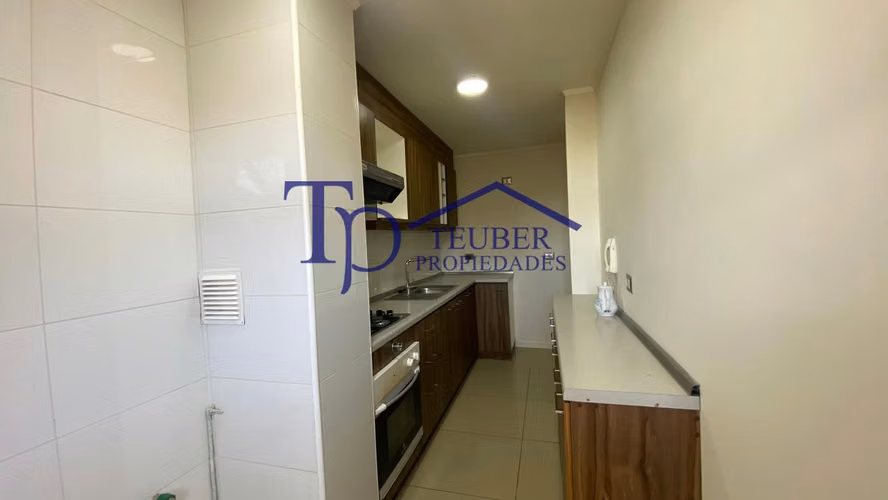 Se arrienda departamento en Edificio Decher