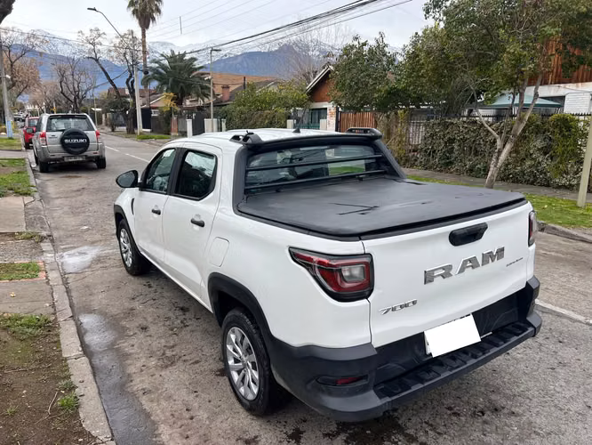 RAM 700 GLS 2022 Doble Cabina 93.500 km