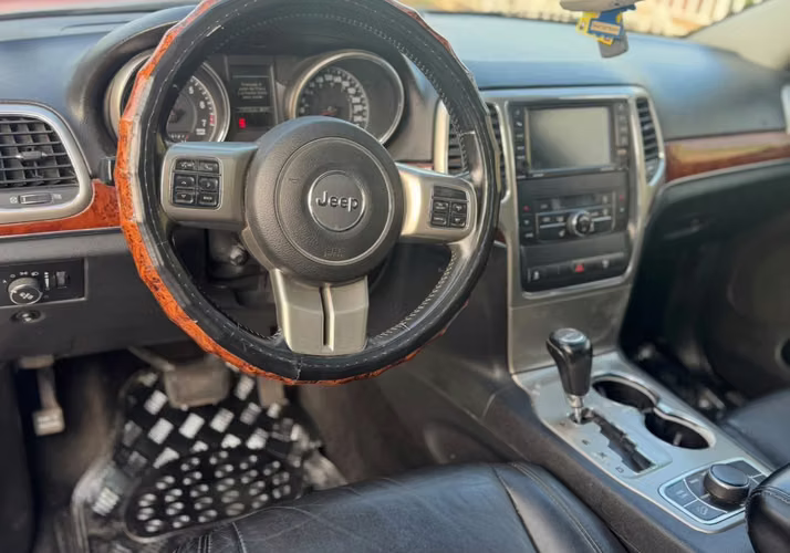 JEEP GRAND CHEROKEE LIMITED 2012