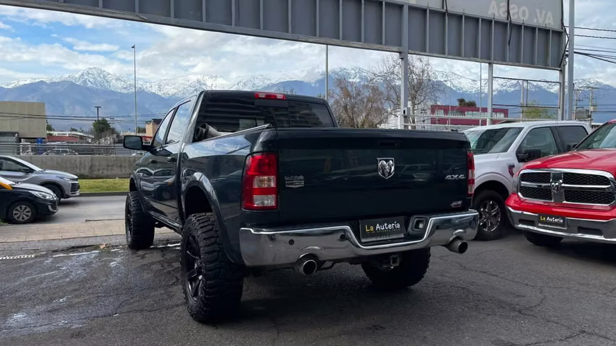 DODGE RAM 1500 LARAMIE 5.7 LARAMIE 4X4 HEMI CREW CAB DOB. CAB. AT 4P (2017)