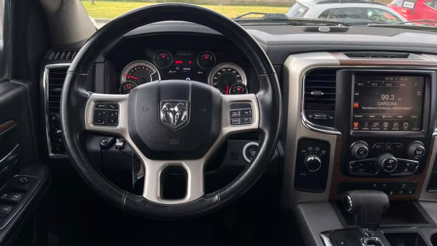 DODGE RAM 1500 LARAMIE 5.7 LARAMIE 4X4 HEMI CREW CAB DOB. CAB. AT 4P (2017)