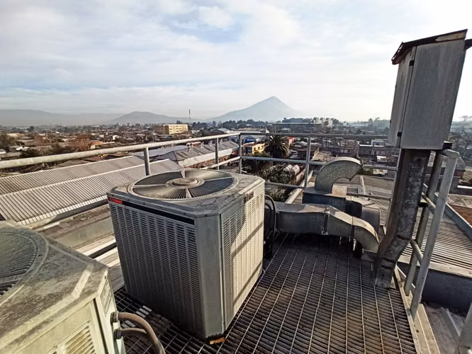 ARRIENDO EDIFICIO 4 PISOS CON BODEGA, QUINTA NORMAL