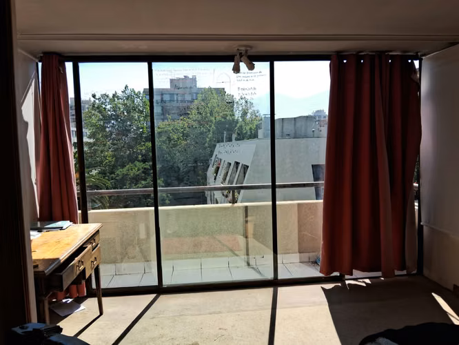 ARRIENDO PIEZA GRANDE CON BAÑO PRIVADO EN PROVIDENCIA