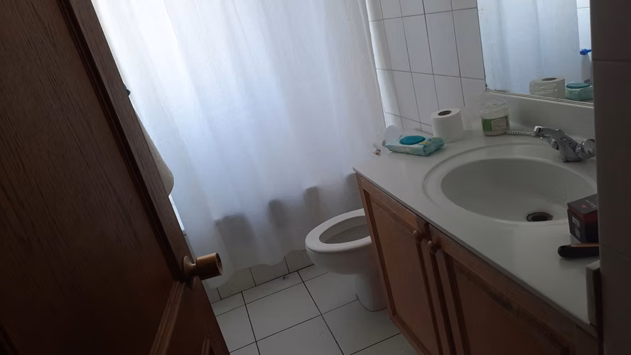 ARRIENDO PIEZA GRANDE CON BAÑO PRIVADO EN PROVIDENCIA
