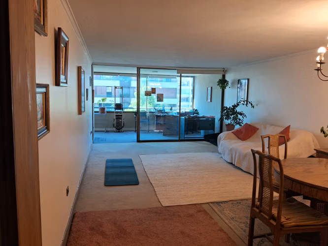 ARRIENDO PIEZA GRANDE CON BAÑO PRIVADO EN PROVIDENCIA