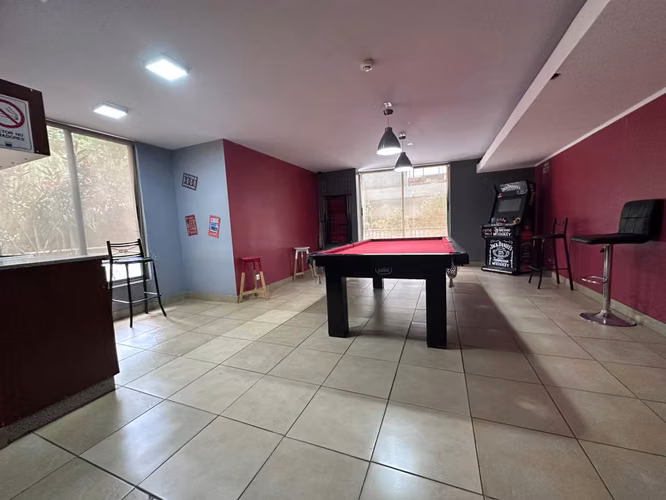 SE VENDE ACOGEDOR DEPTO METRO VICENTE VALDES, LA FLORIDA