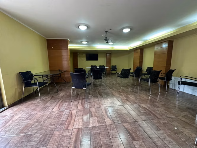SE VENDE ACOGEDOR DEPTO METRO VICENTE VALDES, LA FLORIDA
