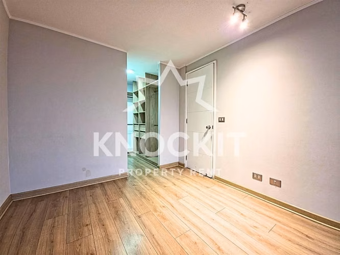 Arriendo Depto en Promoción 2D2B+Estac - Comuna de Santiago