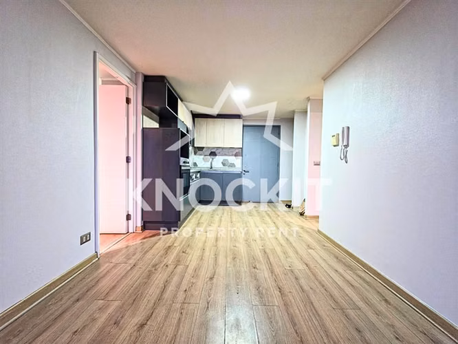 Arriendo Depto en Promoción 2D2B+Estac - Comuna de Santiago