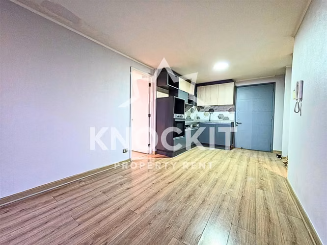 Arriendo Depto en Promoción 2D2B+Estac - Comuna de Santiago