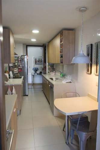 Departamento en venta de 3 dorm. en Vitacura