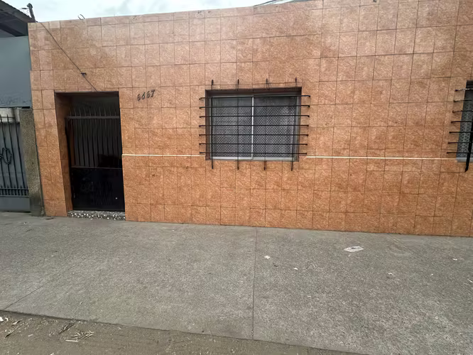 VENTA CASA 6HAB 2BA QUINTA NORMAL