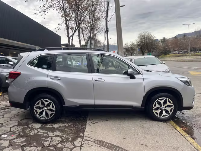 SUBARU FORESTER XS 2.0I CVT AWD AÑO 2021 FULL ÚNICA DUEÑA