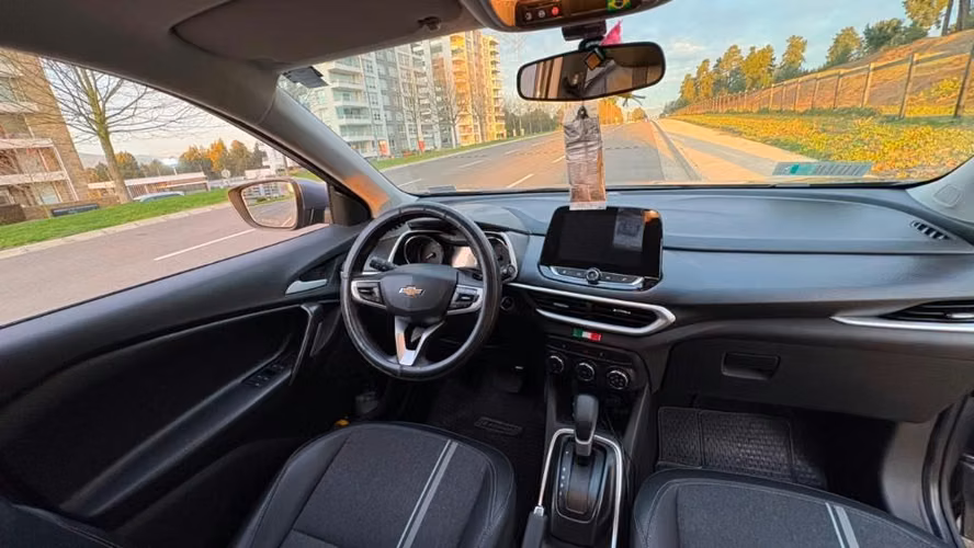 OPORTUNIDAD ÚNICA - Chevrolet Tracker LTZ 1.2 turbo Automático 2021