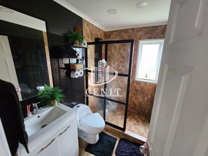 PARCELA CON DOS CASAS EN VENTA MAULE, 12 MIN DE TALCA