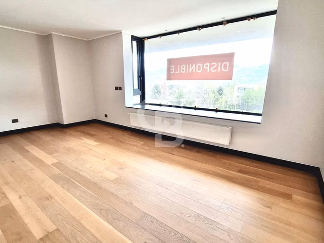 Nuevo Townhouse en exclusivo condominio en La Dehesa