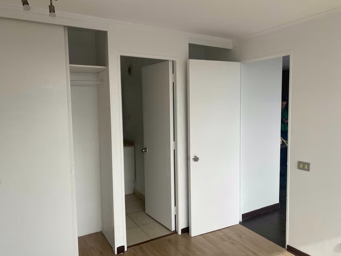 Departamento en Arriendo Calle Santa Rosa (177064)