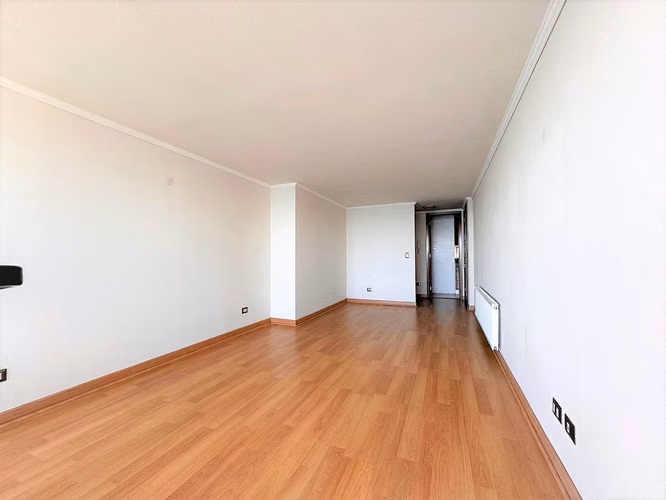 En arriendo exclusivo departamento 3dorm., en Costa de Montemar, frente al mar.  27 UF