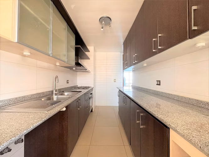 En arriendo exclusivo departamento 3dorm., en Costa de Montemar, frente al mar.  27 UF