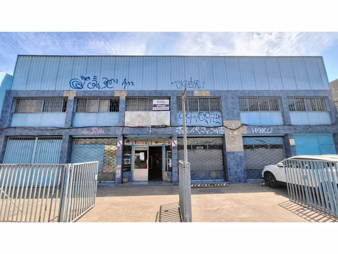 EXCELENTE!! Local Comercial, Galpón y Oficinas en Calle Nataniel, Santiago Centro - Imagen 16