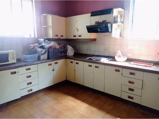 PRECIO BAJO A LA TASACIÓN!! Casa en Terreno de 432 m2 en Barrio Suárez Mujica, Ñuñoa
