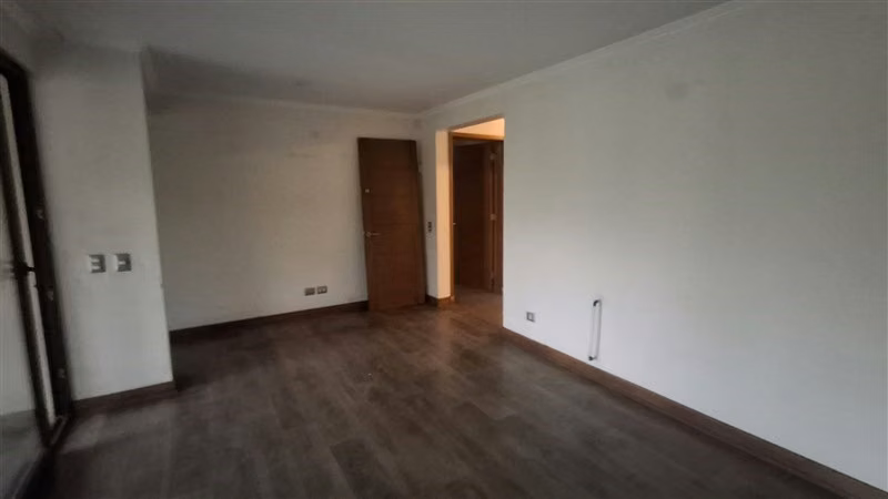 Casa en venta de 5 dorm. en Colina