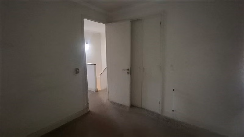 Casa en venta de 5 dorm. en Colina