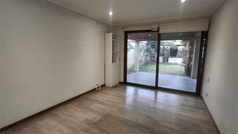Casa en venta de 5 dorm. en Colina