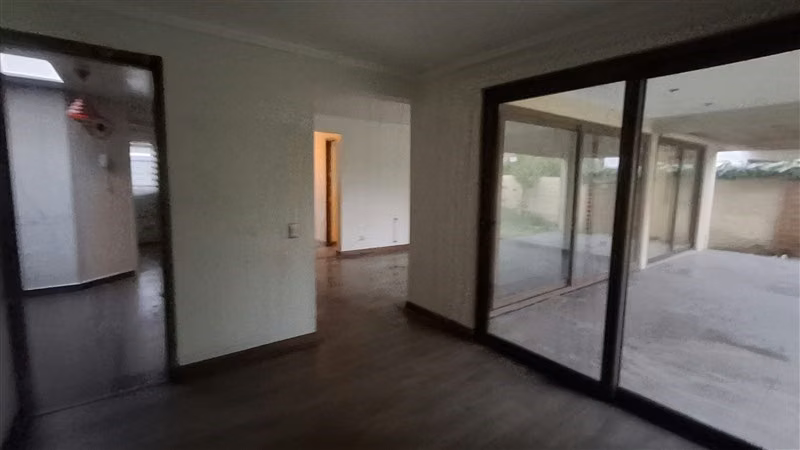 Casa en venta de 5 dorm. en Colina