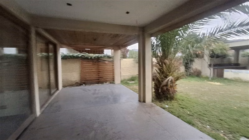 Casa en venta de 5 dorm. en Colina