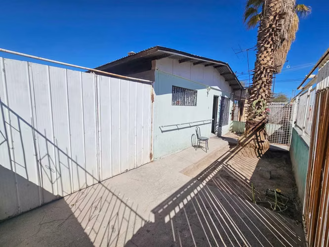 Casa en venta de 208m2 a pasos de Calle Cobija (177074)