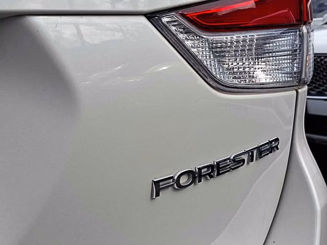 SUBARU FORESTER 2024