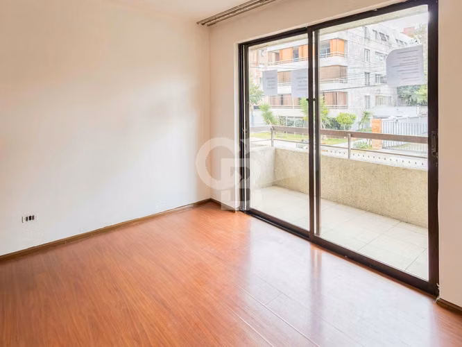 2D/2B en Plaza Las Lilas | Providencia