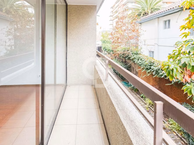 2D/2B en Plaza Las Lilas | Providencia