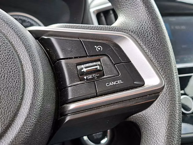SUBARU FORESTER 2024
