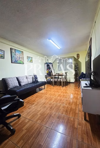 Casa en venta de 5 dorm. en Pudahuel Laguna Sur
