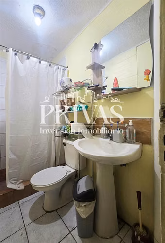 Casa en venta de 5 dorm. en Pudahuel Laguna Sur